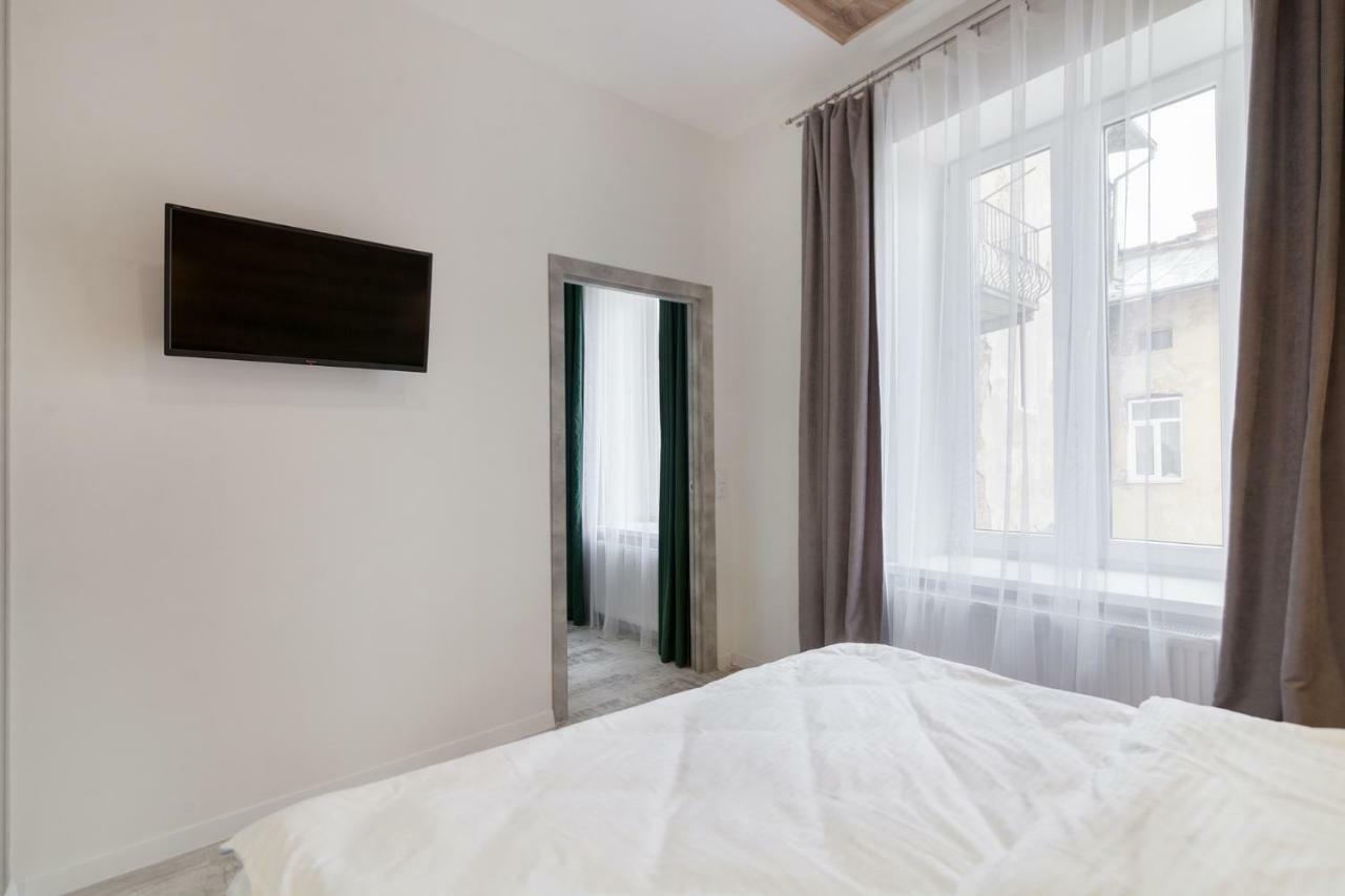 Leogrand Loft Apartments On Lychakivska 4 Lviv Ngoại thất bức ảnh